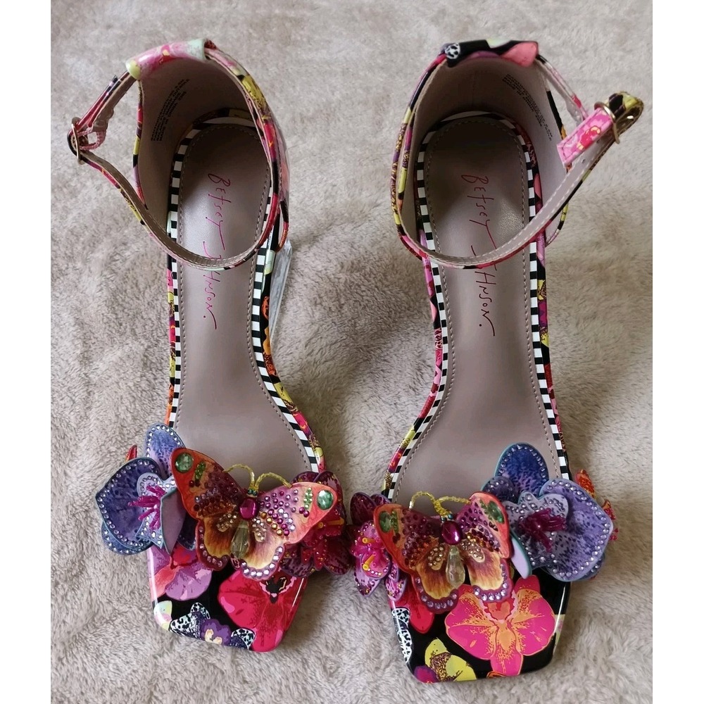 Betsey Johnson Santino Black Multi Floral Butterfly Wedge Sandals Women's 8.5